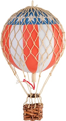 Authentic Models Floating The Skies – Us Authentic Models Floating The Skies - Us