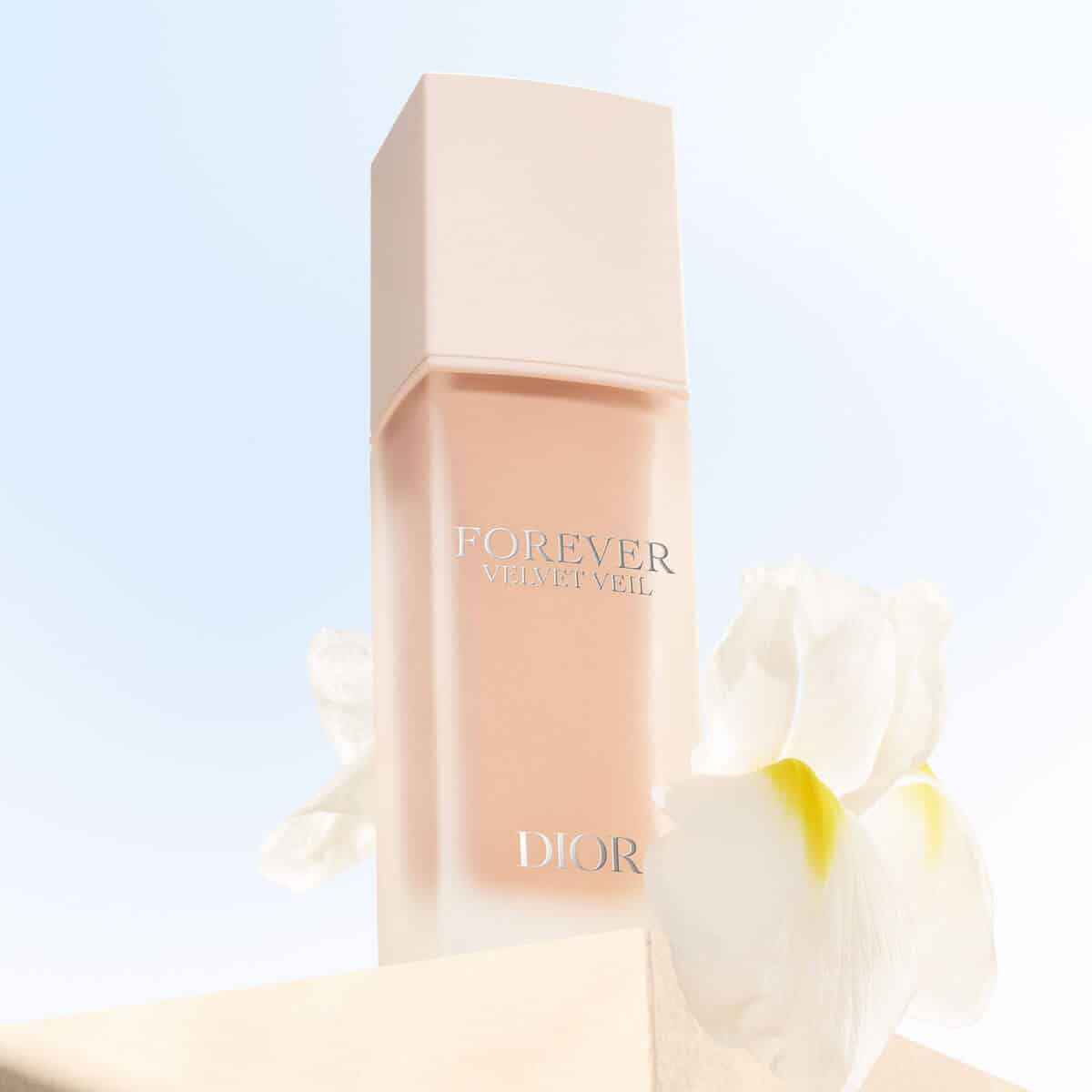 Dior Forever* Velvet Veil Blurring Matte Primer Dior Forever* Velvet Veil Blurring Matte Primer - Image 3