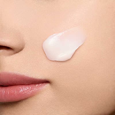 Clarins Super Restorative Day Cream Dry Skin Clarins Super Restorative Day Cream Dry Skin - Image 3