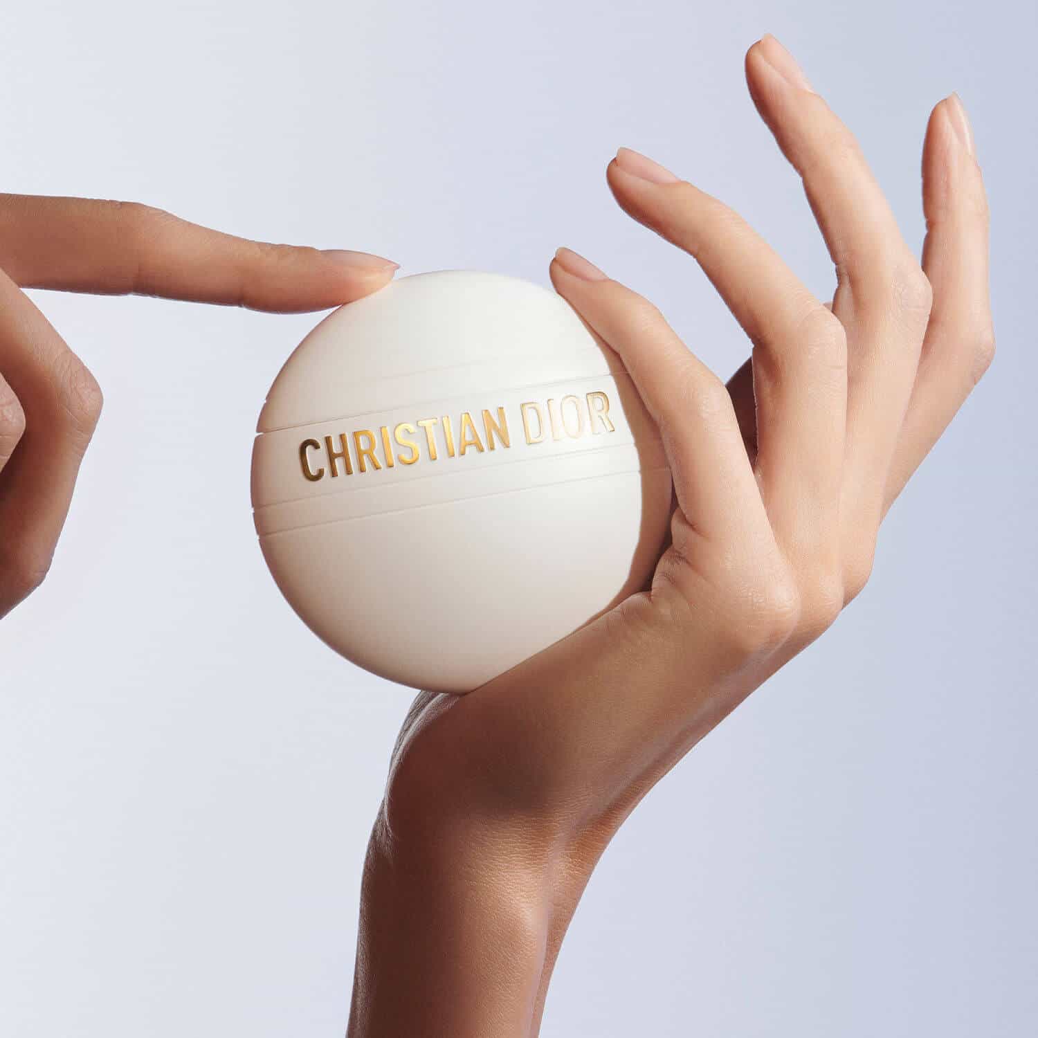 J’Adore* Les Adorables – Hand, Nail and Décolleté Cream J'Adore* Les Adorables - Hand, Nail and Décolleté Cream - Image 2