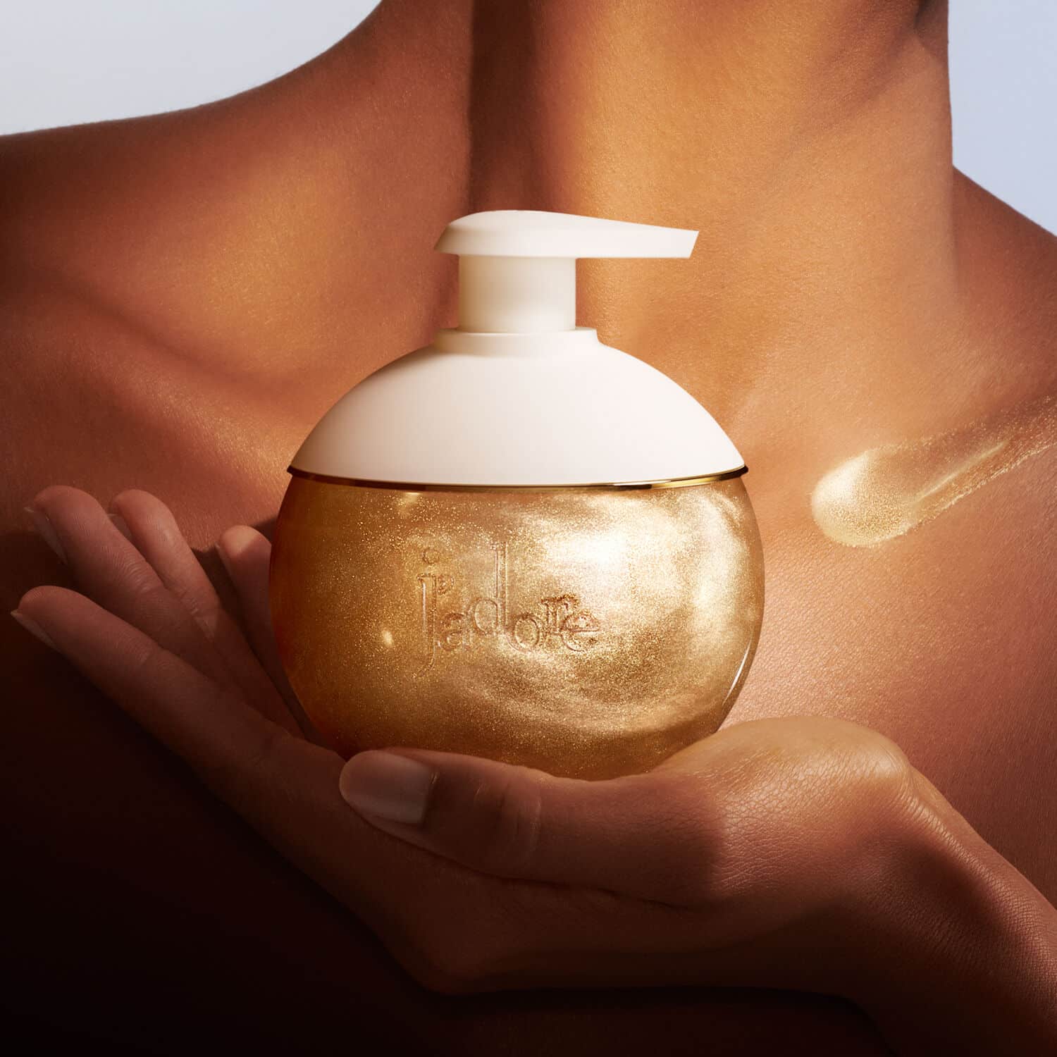 J’adore Les Adorables Shimmering Oil J’adore Les Adorables Shimmering Oil - Image 3