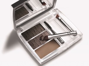 DIORSHOW_2016_HroPalSourcil_Main_F39